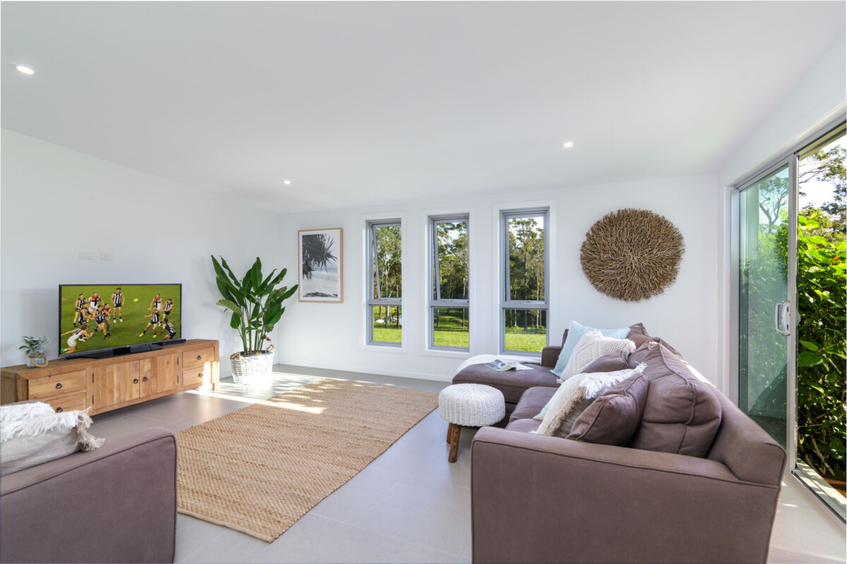 44 Mackay Ct low res-13