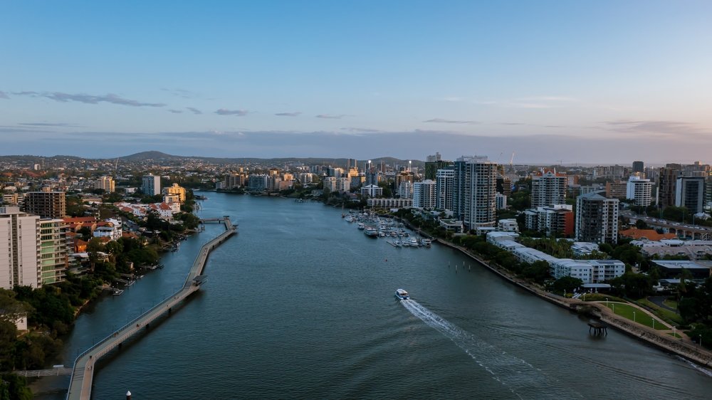New,Farm,Riverwalk,Along,The,Banks,Of,Brisbane,River,,Australia